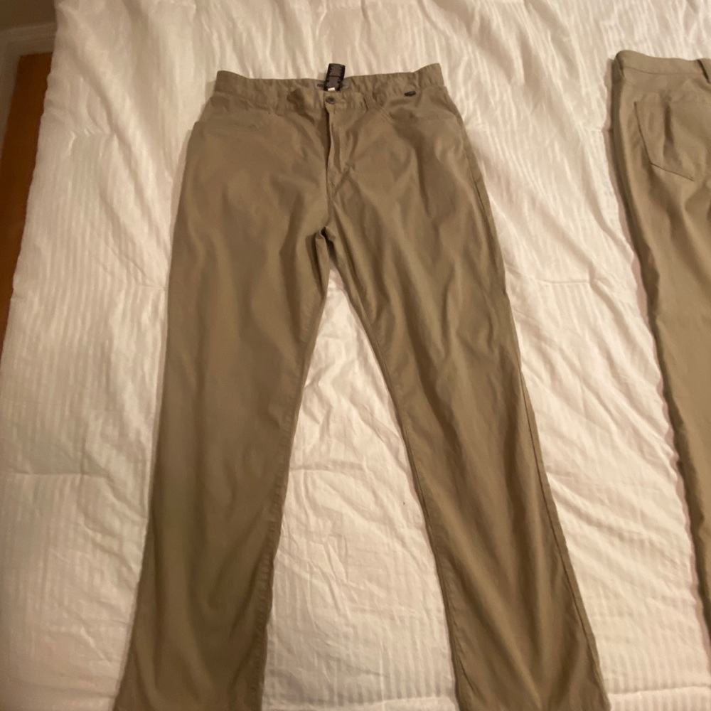 Travis Mathew Beckladdium 34